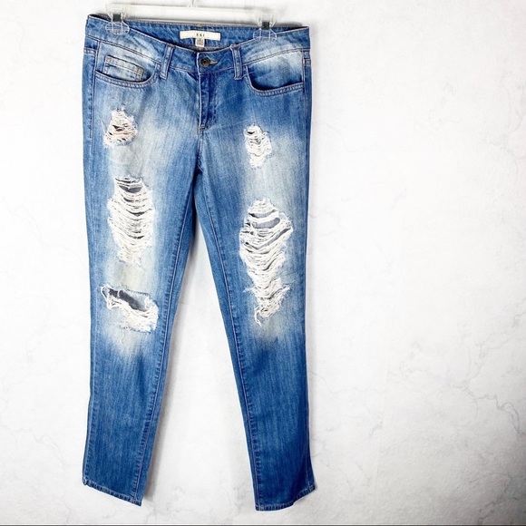 [F21] Distressed Skinny Jeans - Picture 1 of 3